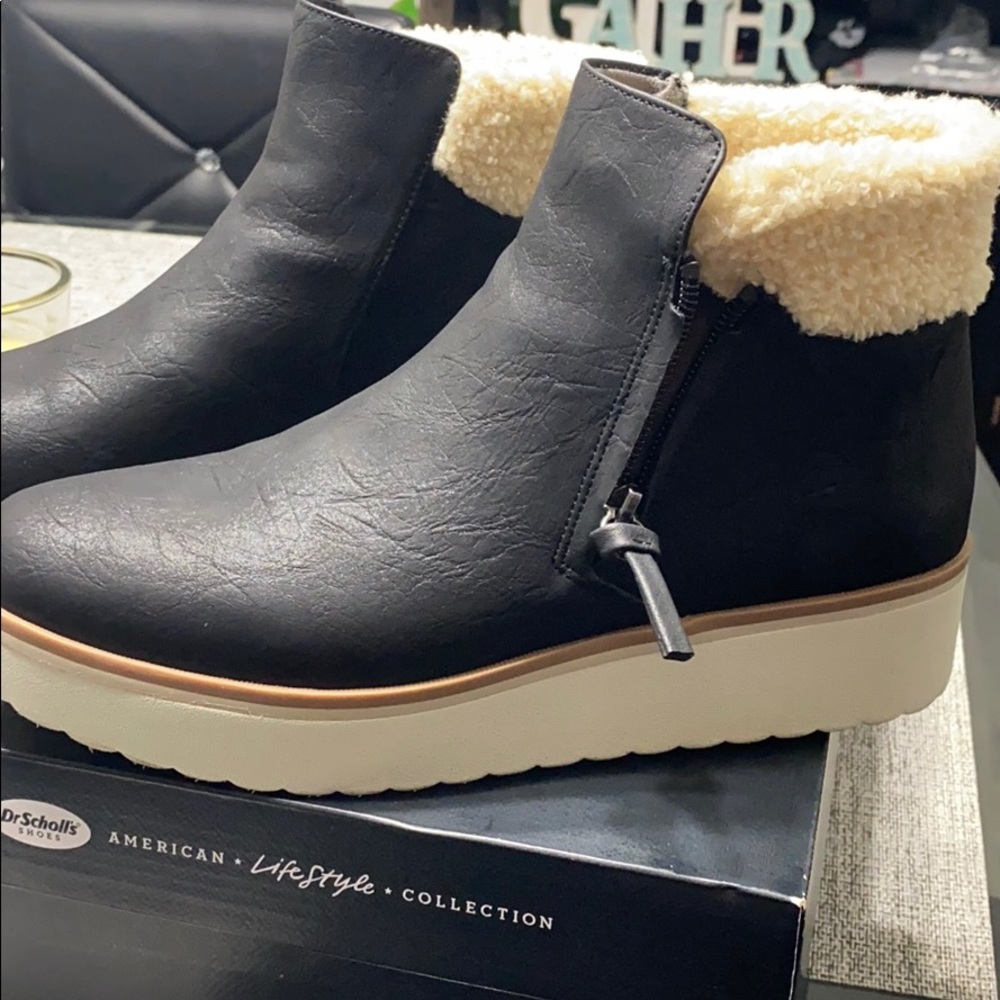 Dr scholls lunar sneaker